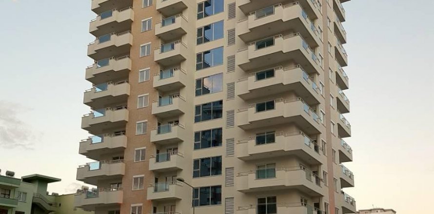 آپارتمان در  Mahmutlar ، ترکیه 100 متر مربع.  شماره 209743