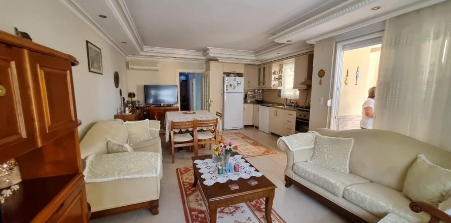 آپارتمان در  Mahmutlar ، ترکیه 120 متر مربع.  شماره 207733