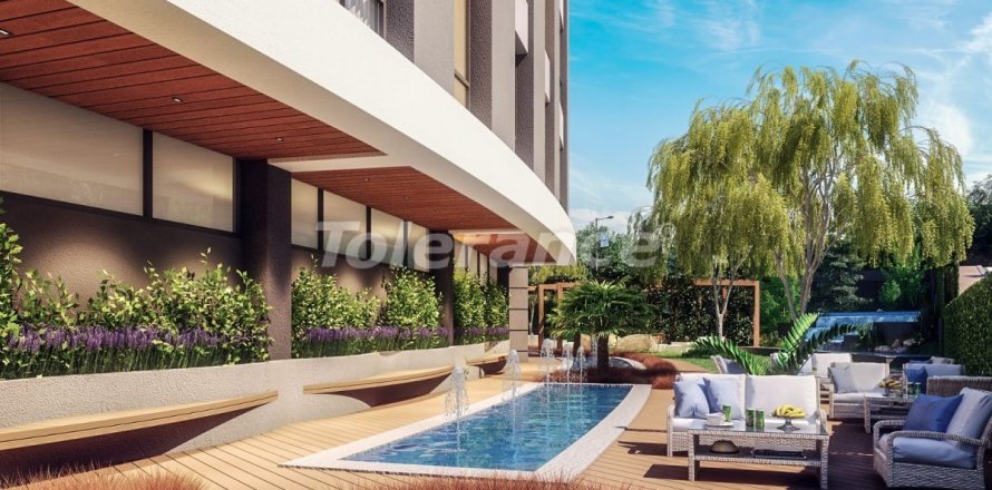 2+1 Apartment  in Istanbul, Turkey No. 211614