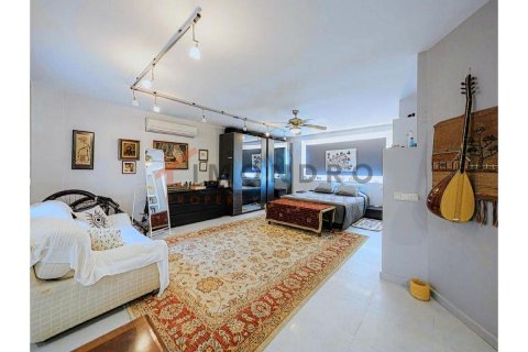Villa  5+1  Sarıyer, İstanbul, Türkiye №188858 - 17