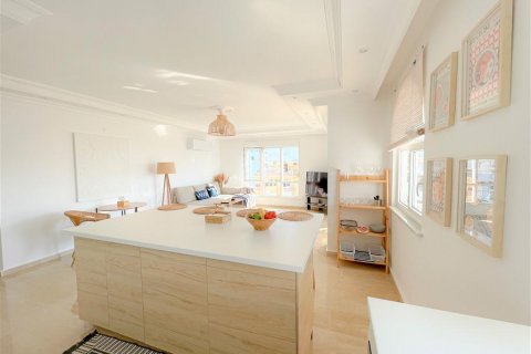 Lägenhet  i Tosmur, Alanya, Antalya, Turkiet Nr. 208119 - 17