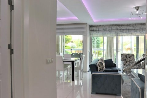 Продажа квартиры  в Кестеле, Анталье, Турция 4 комн., 150м2, №208123 – фото 10