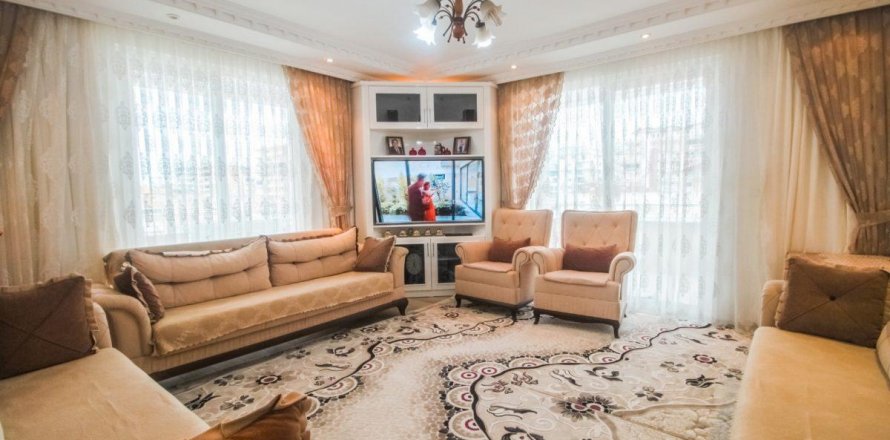 Lejlighed  i Mahmutlar, Antalya, Tyrkiet Nr. 208810