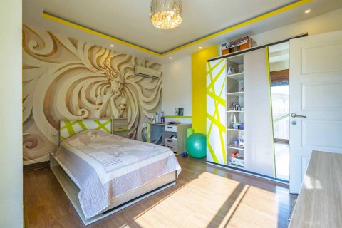 Lägenhet  i Kestel, Antalya, Turkiet Nr. 207316 - 17