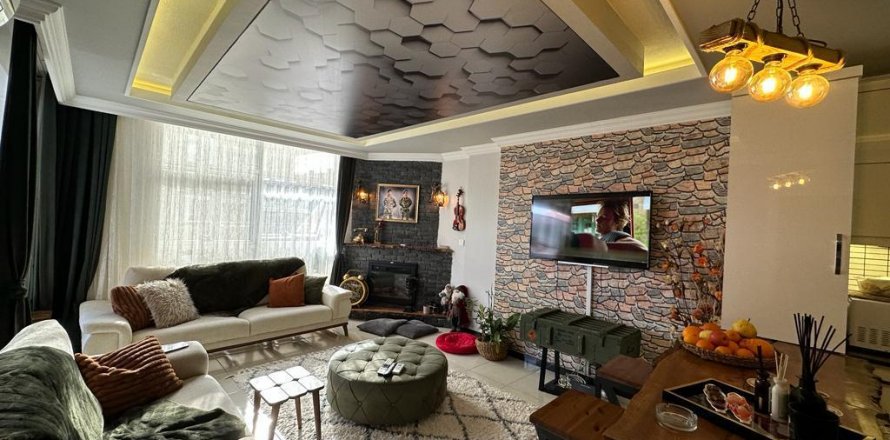 Квартира  3-х ком. в Оба, Анталья, Турция №207238