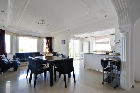 Продажа виллы в Аланье, Анталье, Турция 4 комн., 250м2, №207236 – фото 11
